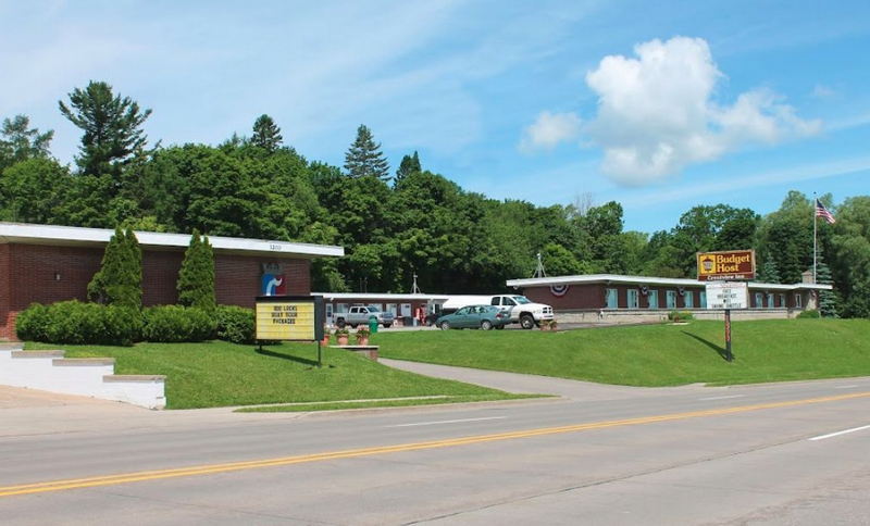 Budget Host Crestview Inn (Crestview Motel, Thrifty Inn$) - From Web Listing (newer photo)